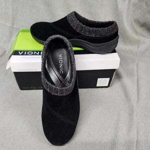 Vionic Arbor with Orthaheel Technology Black Slide On Shoes Size 8